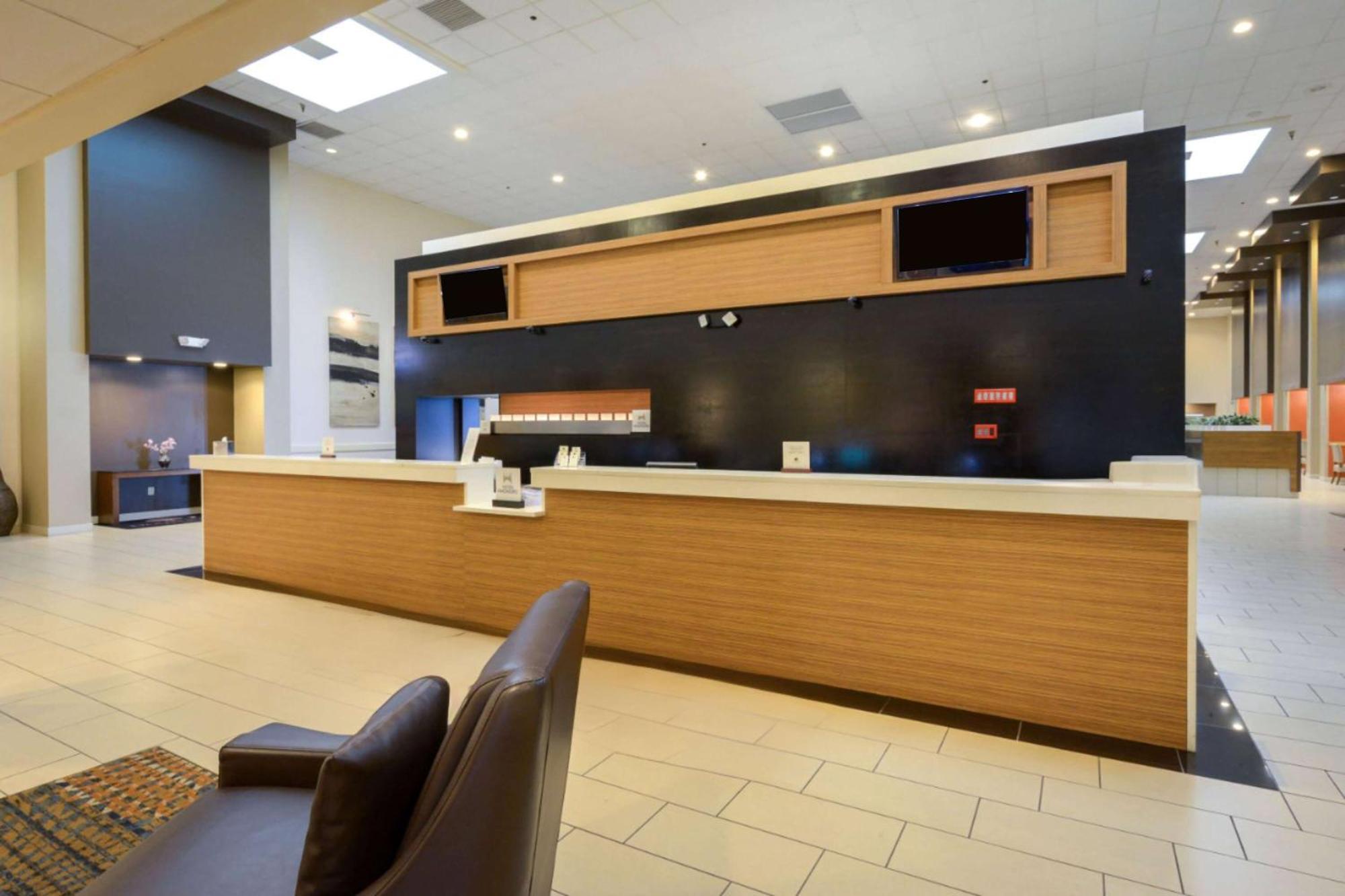 Wyndham Columbus Hotel Worthington Kültér fotó